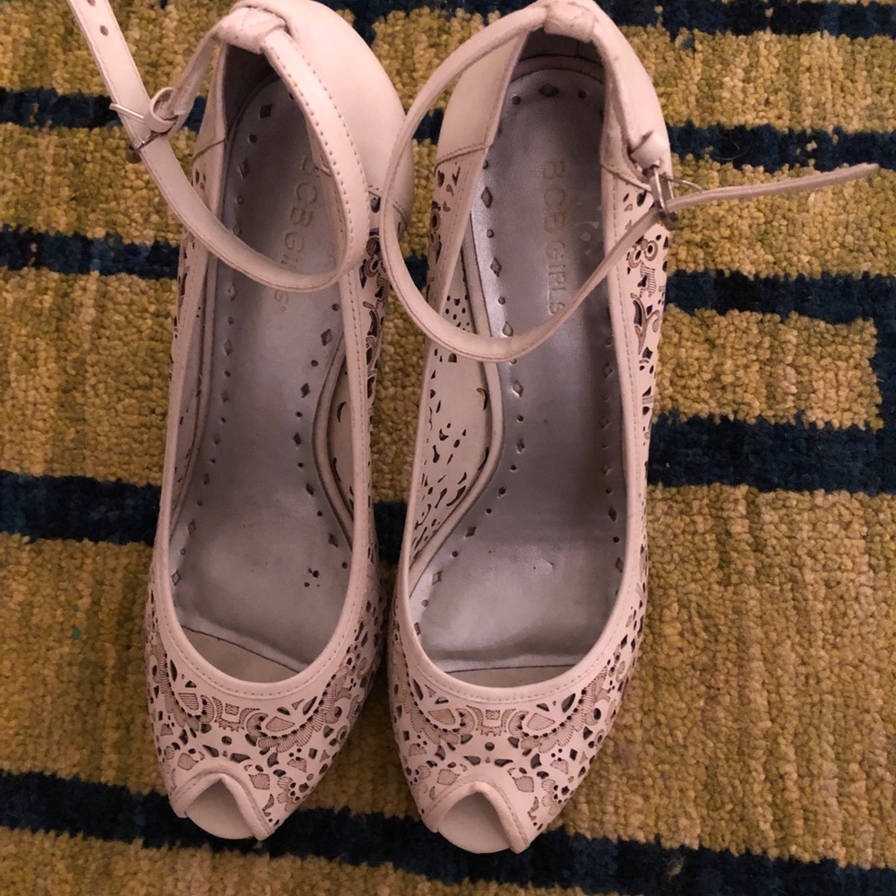 Peep toe cut out heels